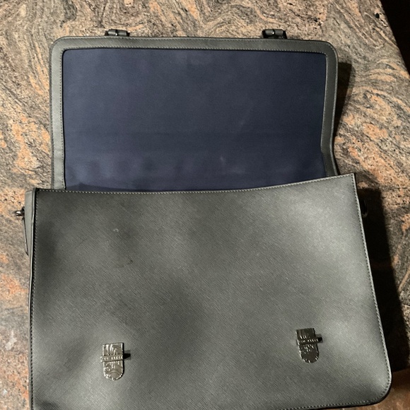 Ted Baker Briefcase Never Used - Picture 3 of 5